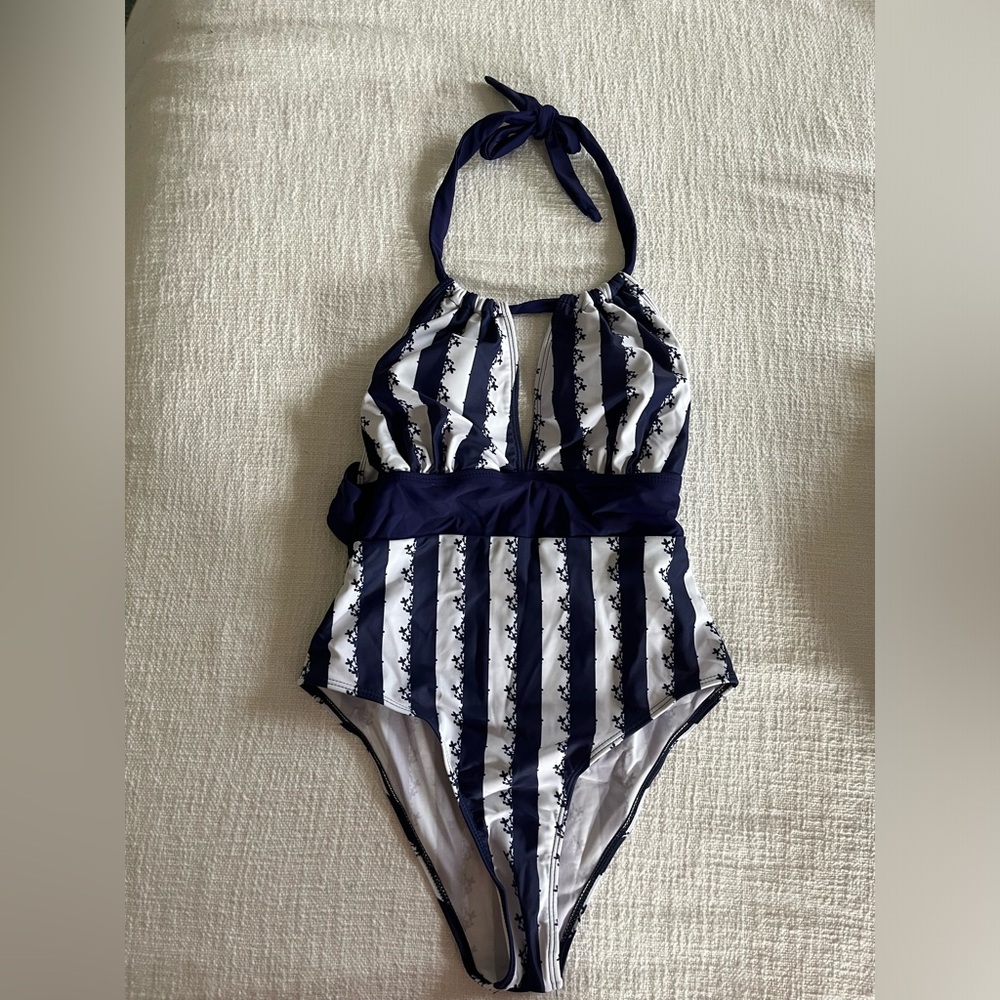 Shein new one-piece swimsuit